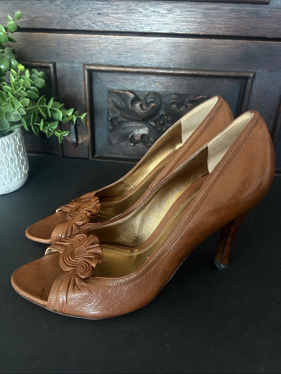 Bottega Veneta Shoes - Bottega Veneta Brown Leather Peep-Toe Heels with Knot Detail